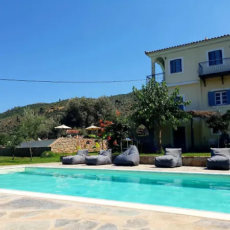 בית נופש Lemon Forest Villas Galatás