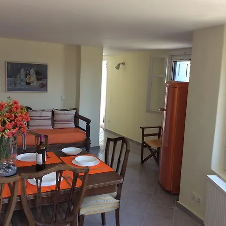 בית נופש Lemon Forest Villas Galatás